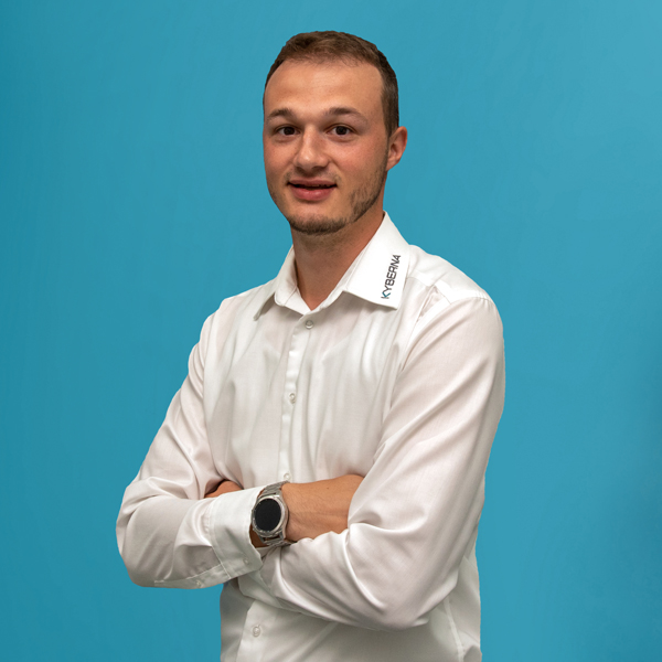 Tobias Reicherter – IT System Engineer Tobias Reicherter – IT System Engineer